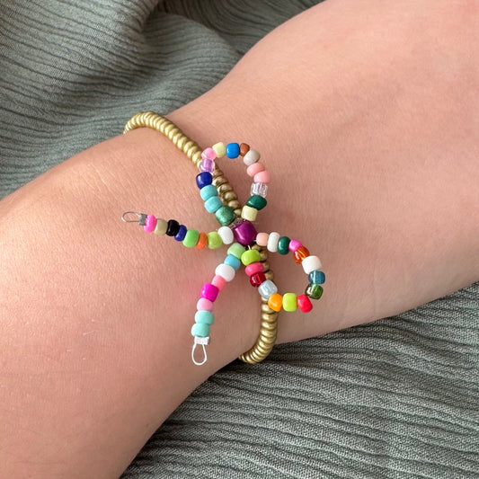 Kralen armband met strikje