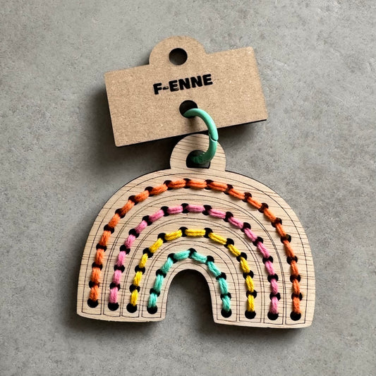 Handgemaakt tasaccessoire – Regenboog