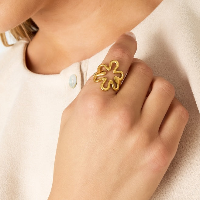 Stainless steel ring - blooming