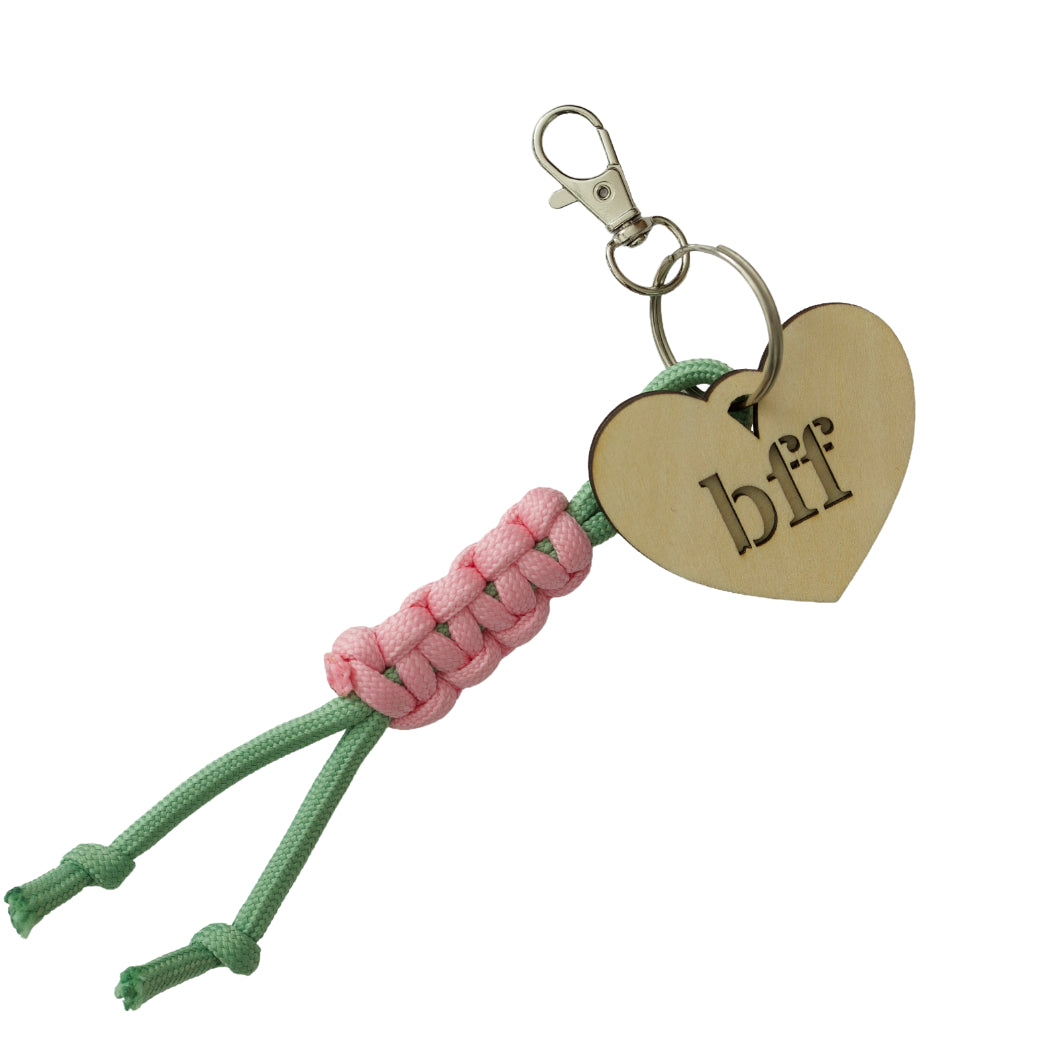 Sleutelhanger met houten hartje – BFF