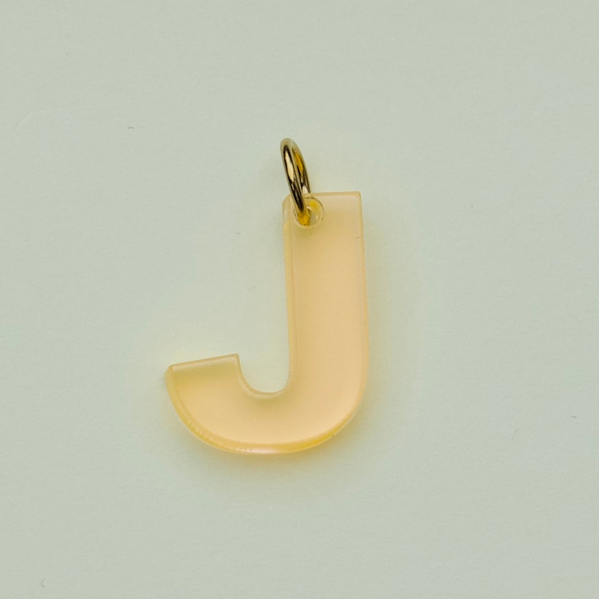 Acryl Bedeltje – Initiaal