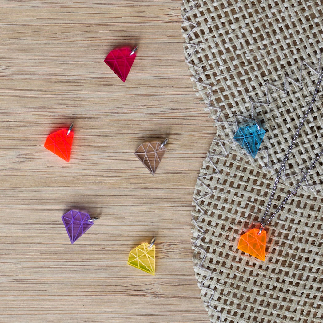 Acryl Bedeltje – Diamant