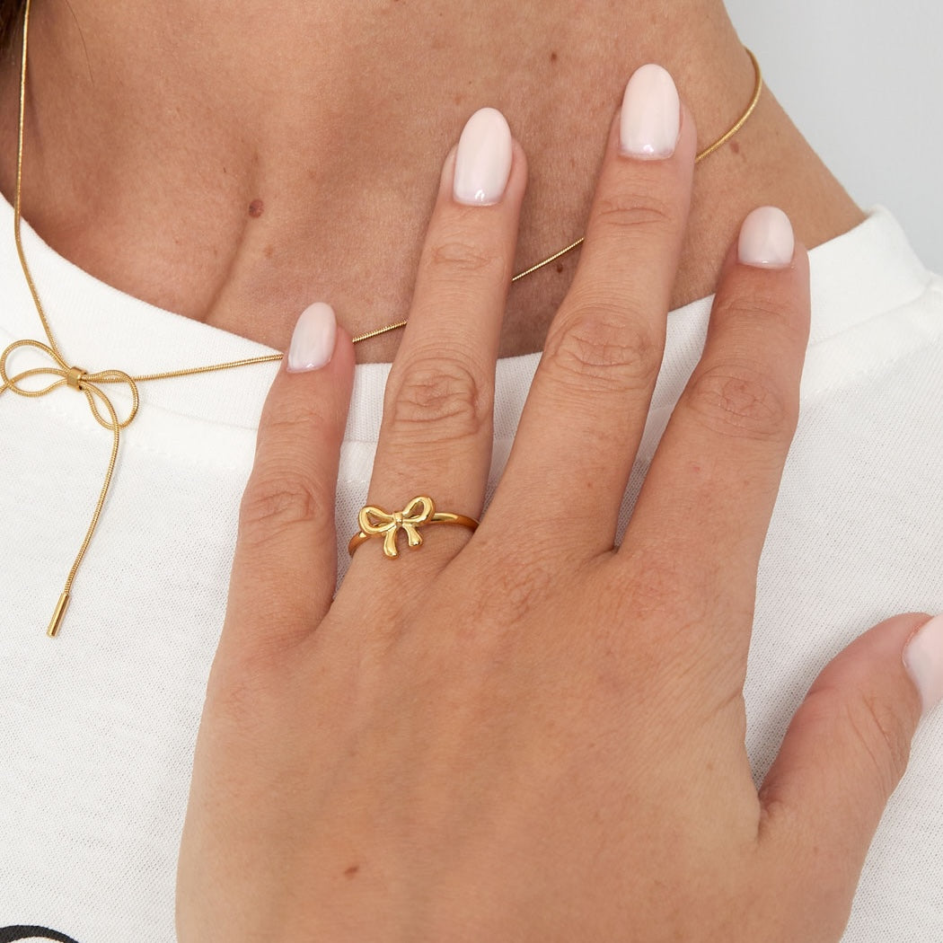 Stainless steel ring - strikje